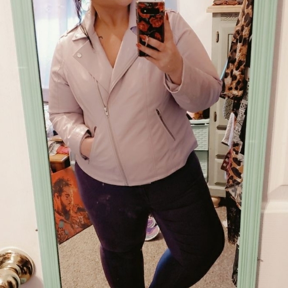 Lavender leather jacket - Picture 7 of 7